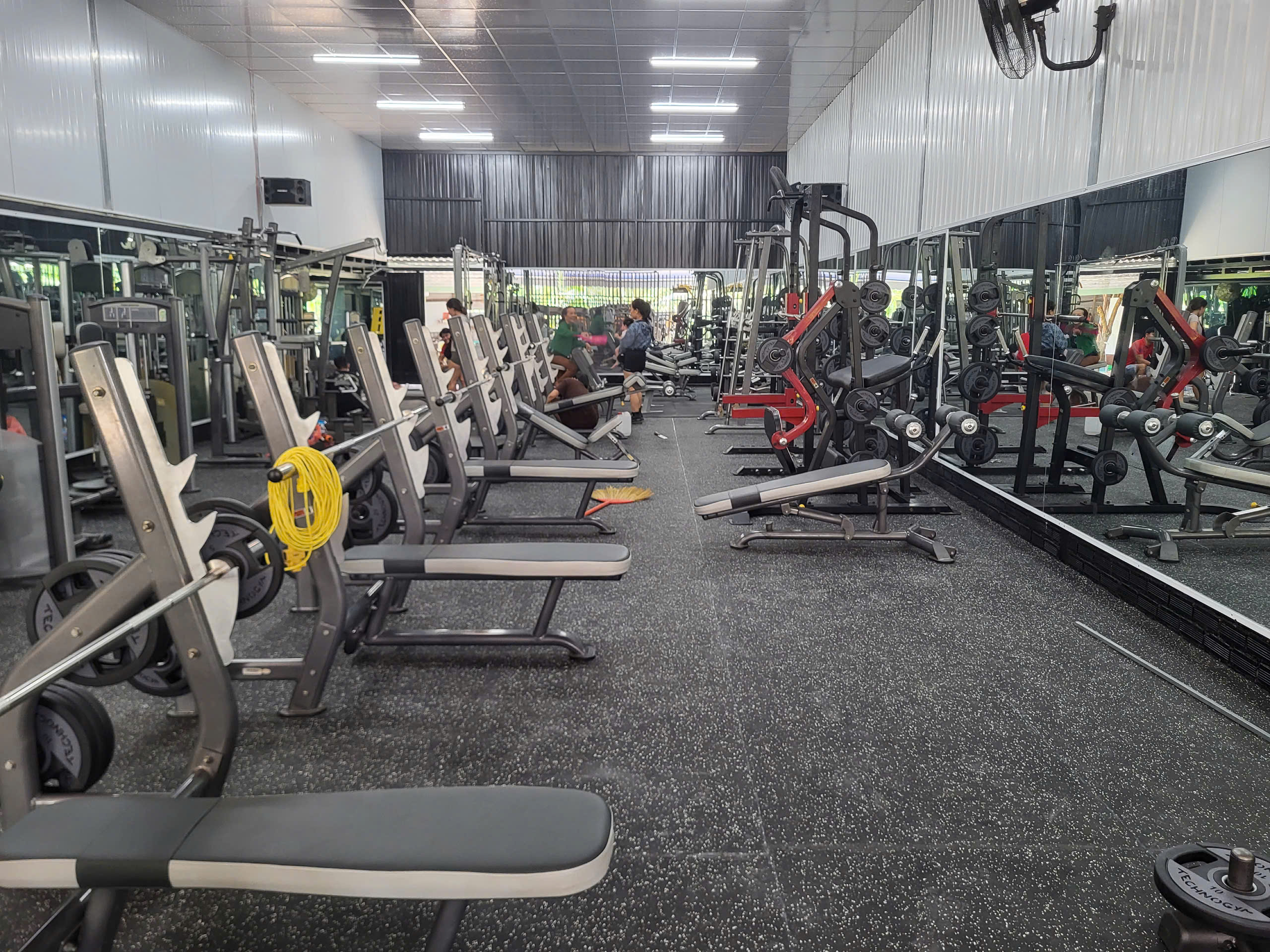 CT 68 68 Yoga Gym