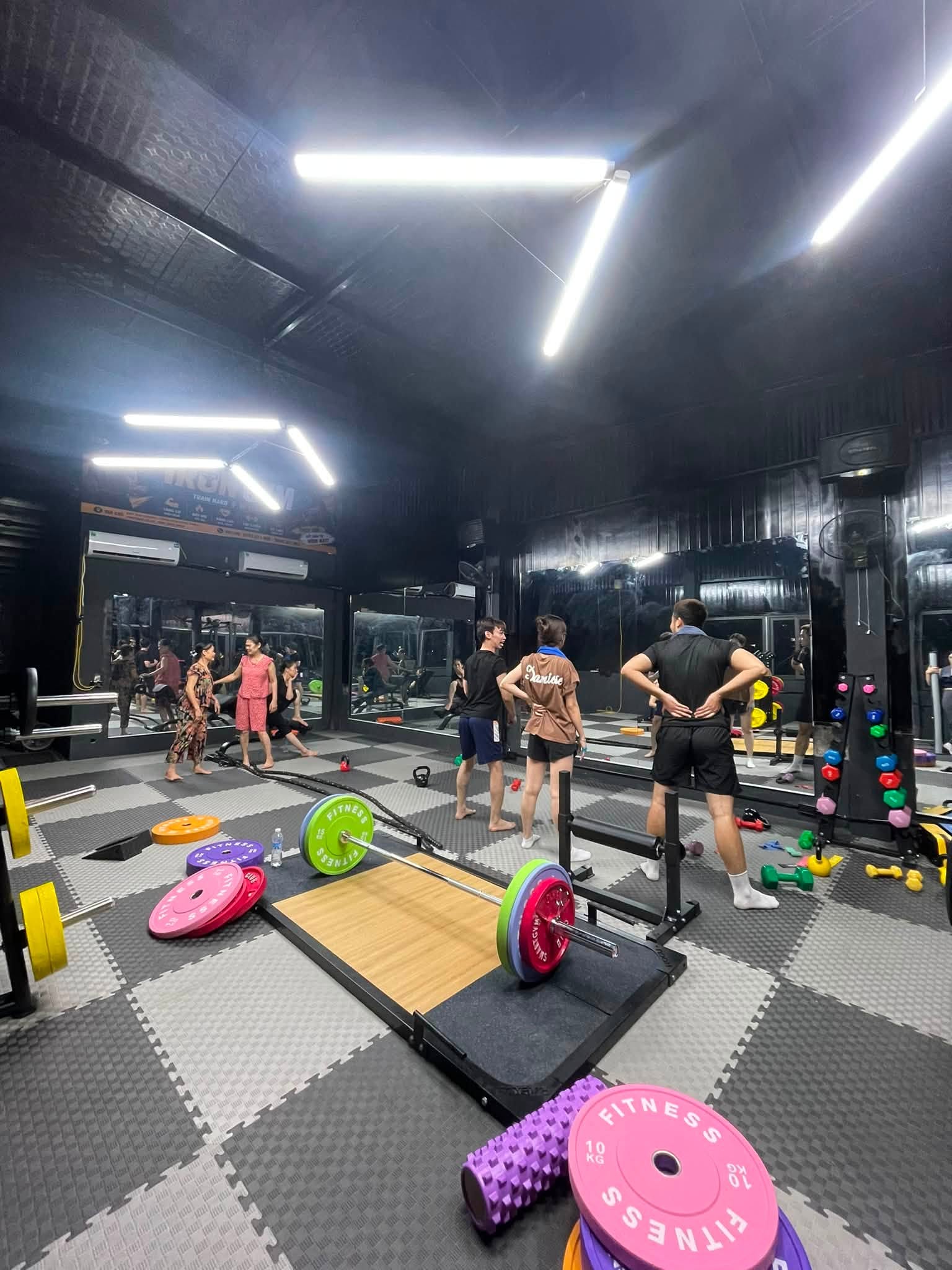 Iron Gym 99