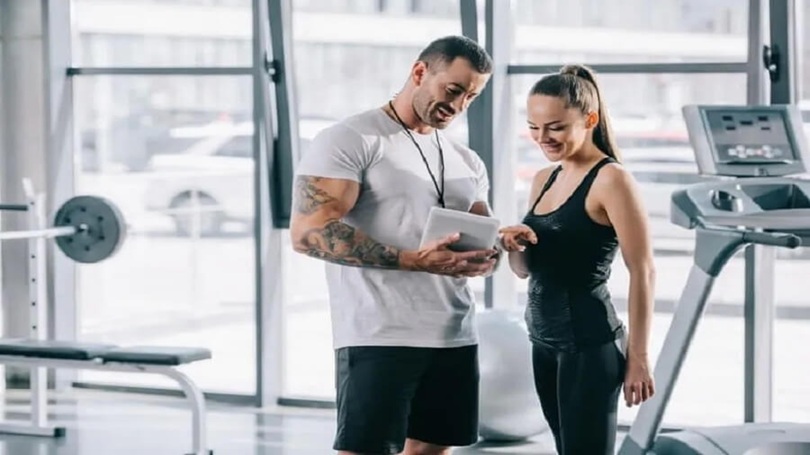 PT Freelancer có rẻ hơn PT phòng Gym không? 